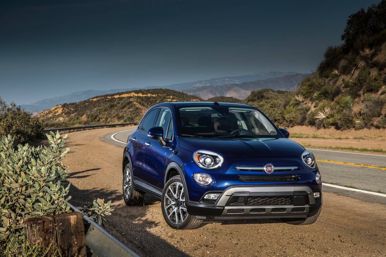 6to Lugar. El nuevo Fiat 500X ofrece espacio y confort a la fórmula del 500 y cuando se le suma el sistema de tracción total y la transmisión de 9 marchas, nos conseguimos con miembro más divertido de manejar de la familia 500 que no usa el emblema Abarth.