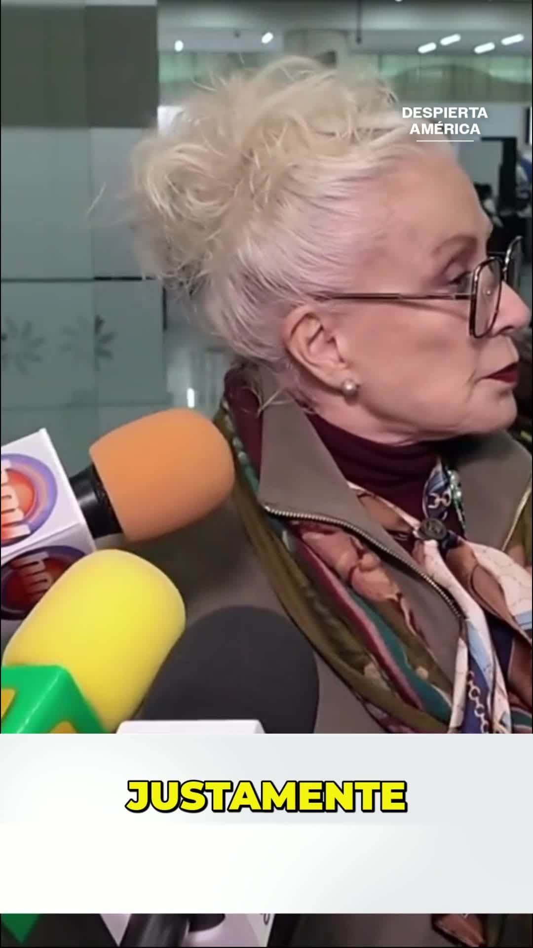 Laura Zapata opina sobre la bioserie de Angélica Rivera