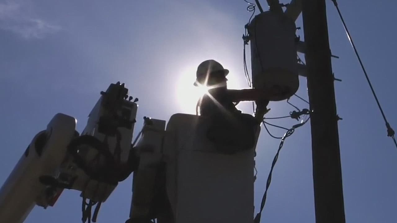 Consejos en caso de un corte de energía eléctrica en Virginia por los remanentes de Ian