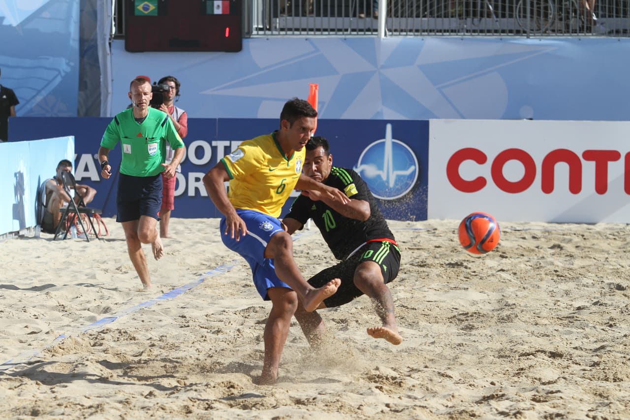 Brasil aplastó 5-1 al Tri en el debut en Mundial de Playa