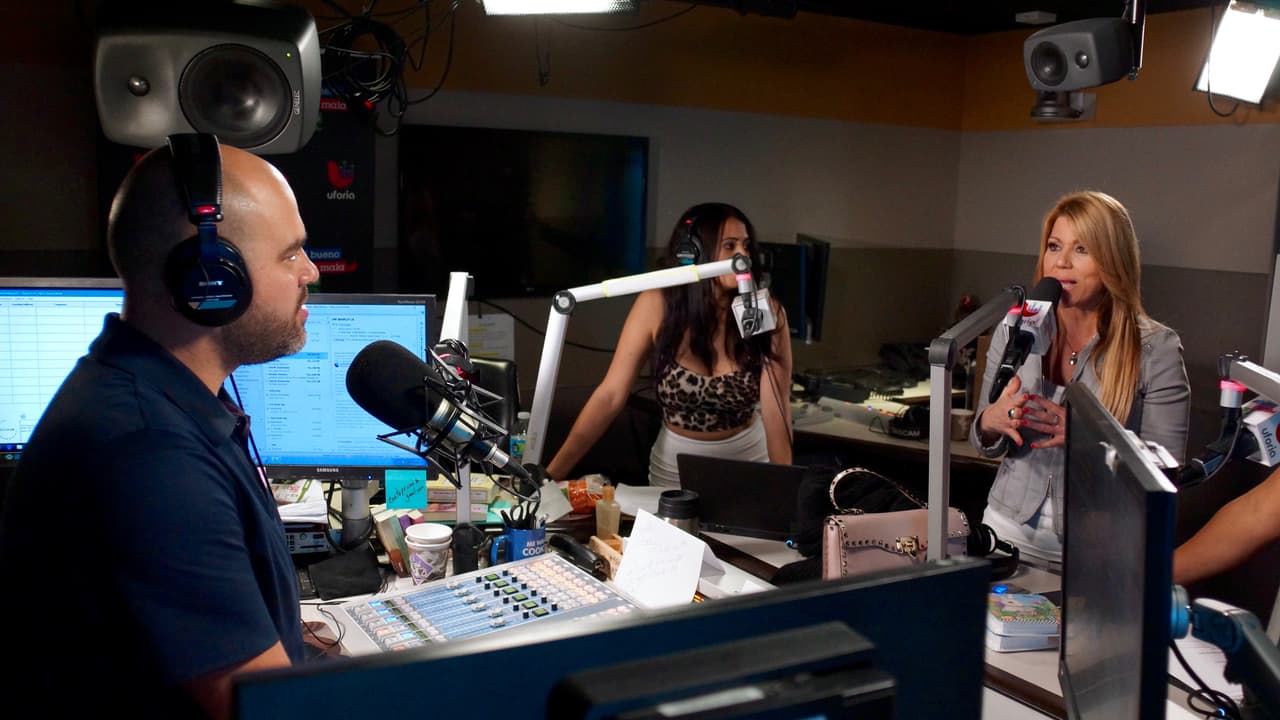 La motivadora estaba feliz de reencontrase con el trio de locutores.