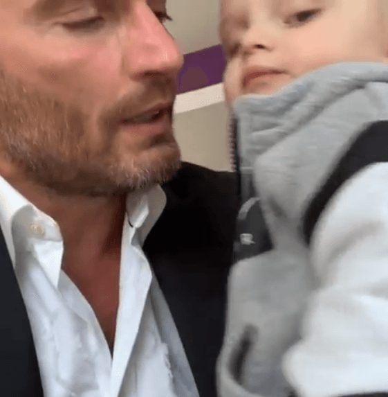 A través de un corto video y cuatro fotos, el argentino volvió a mostrar en sus redes sociales al pequeño que ahora tiene dos años y medio de edad.