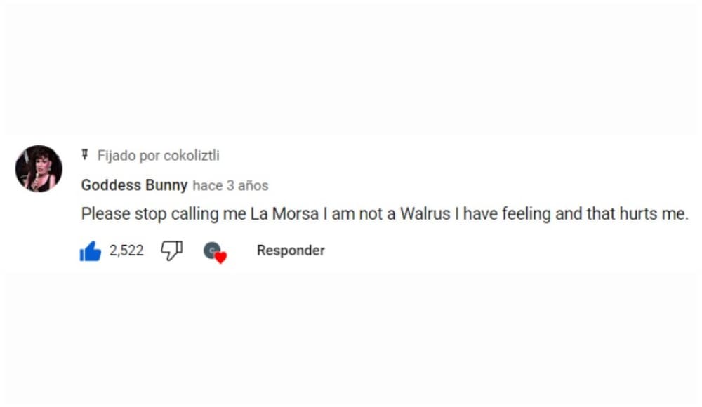 Sandie Crisp pidió en YouTube que la dejaran de llamar "La morsa"