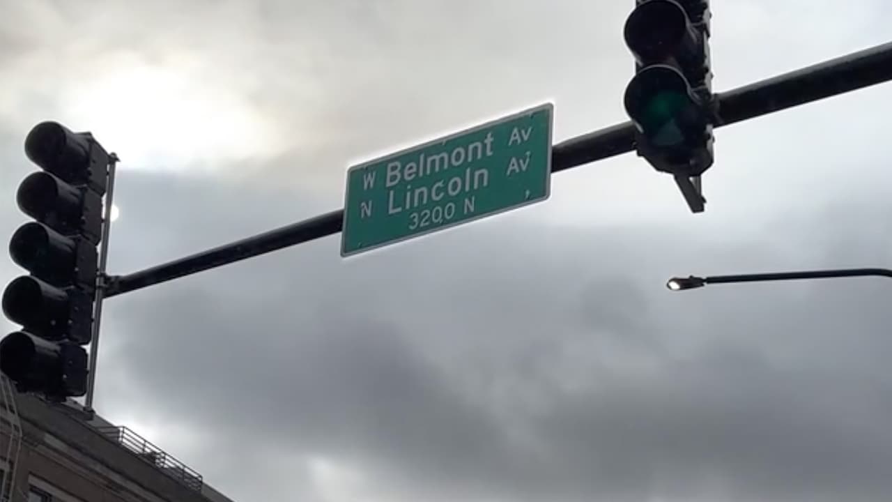 Repartidor de comida es víctima de asalto y robo de auto en Lakeview