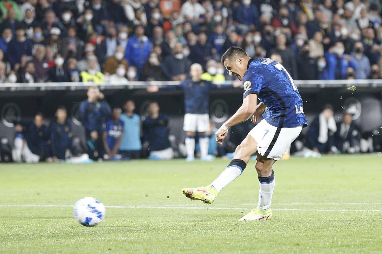 Inter se impuso 1-3 al Spezia en la Jornada 33 con goles de Marcelo Brozovic, Lautaro Martínez y Alexis Sánchez.