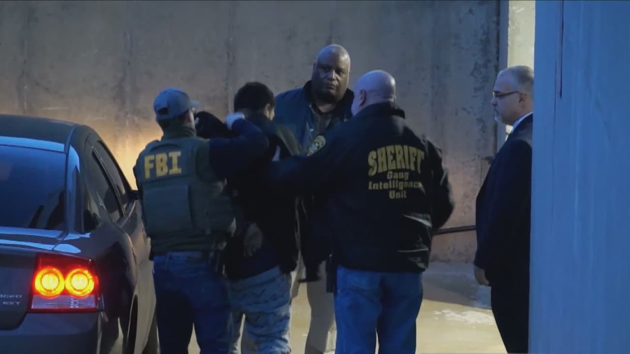 Autoridades arrestan a presuntos miembros de MS-13 por el asesinato de jóvenes en Long Island
