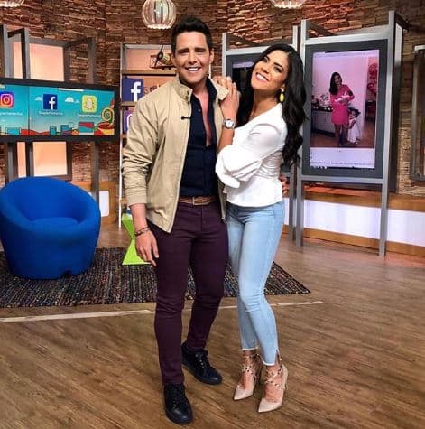 Otros usuarios de esta red social mostraron sus sospechas de que entre Francisca y Alejandro existe algo más que una muy buena amistad.