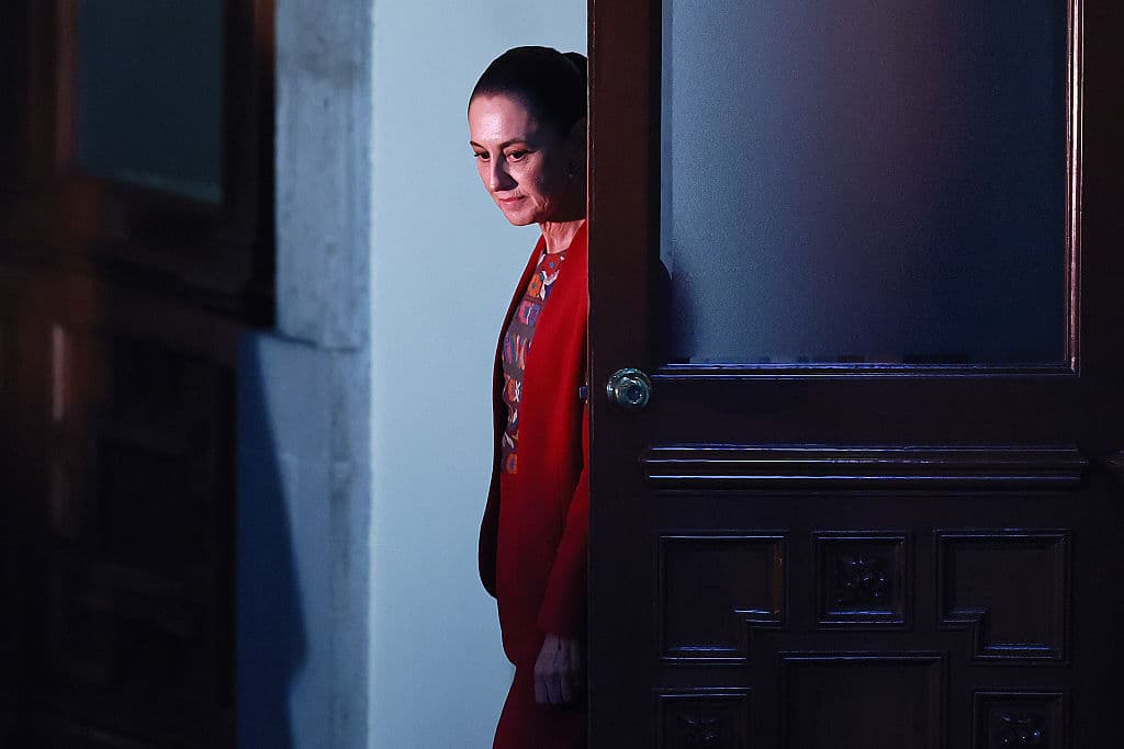 La “sutileza” de Sheinbaum para marcar distancia de AMLO a un año de gobierno (entre presiones de Trump)