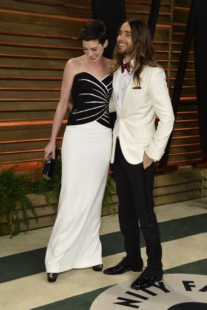 Así que dejó que Jared se uniera a ella a la foto de las llegadas al Vanity Fair Party. Más videos de Chismes aquí.
