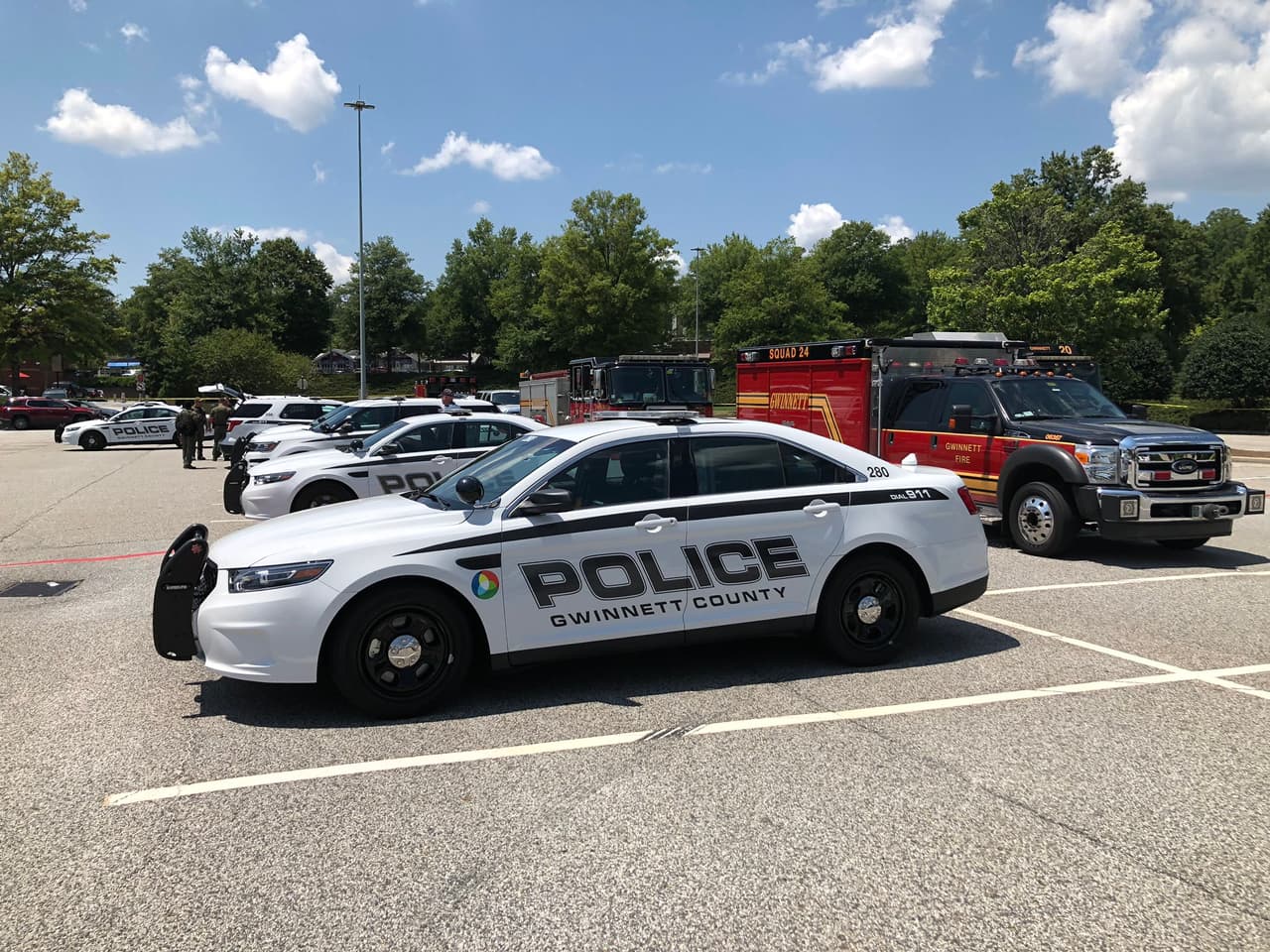 Las autoridades informaron poco después de las 2 pm de este miércoles que habían recibido múltiples "amenazas sospechosas" y que policías, bomberos y agentes del Sheriff de Gwinnett estaban en el Mall of Georgia, en Buford, investigando la situación.