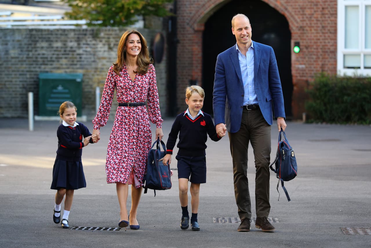 Durante una ceremonia de investidura en el palacio de Buckingham ocurrida el martes 26 de noviembre, el príncipe William también habló sobre algunas
<b>cualidades de sus hijos</b>.
<br>
