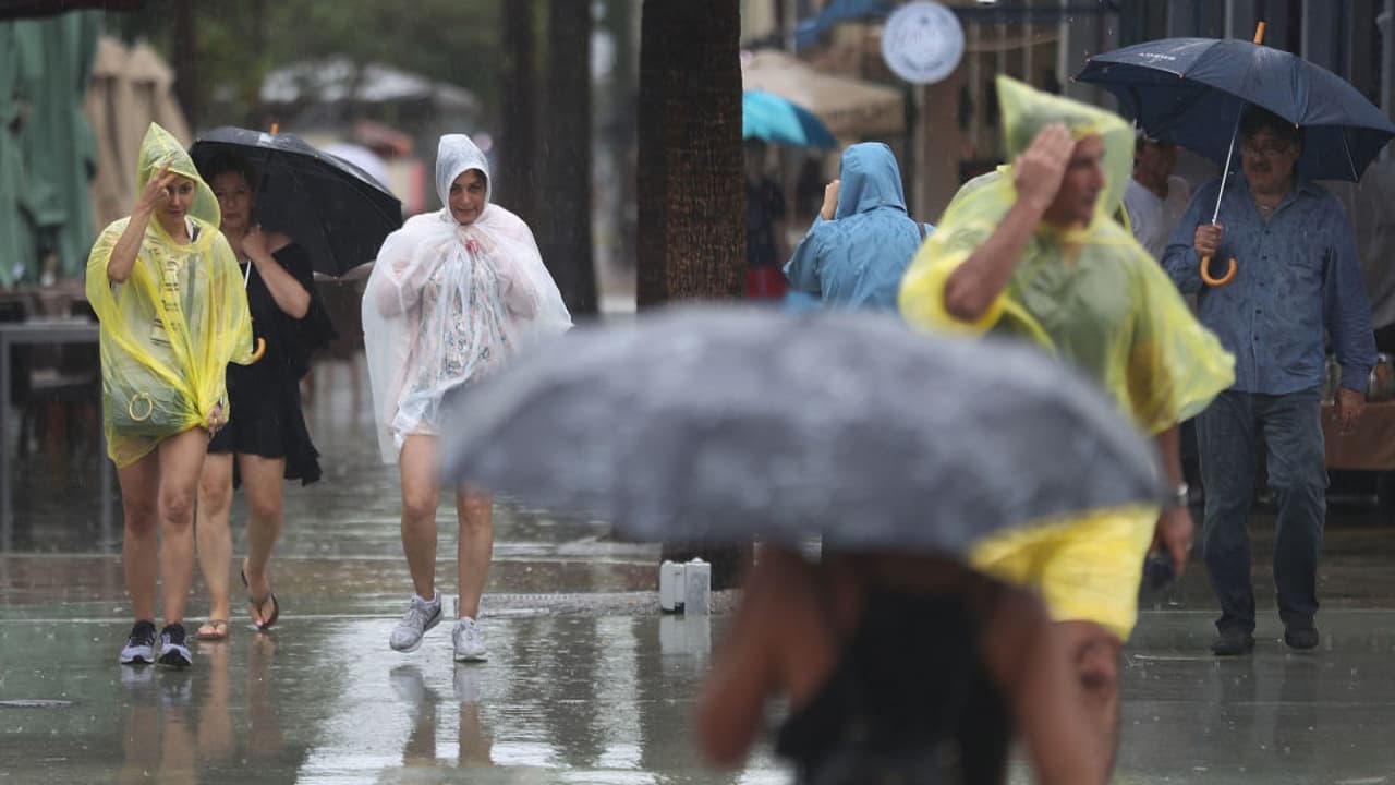Miami-Dade y Broward tendrán un viernes con aguaceros y tormentas según el pronóstico 