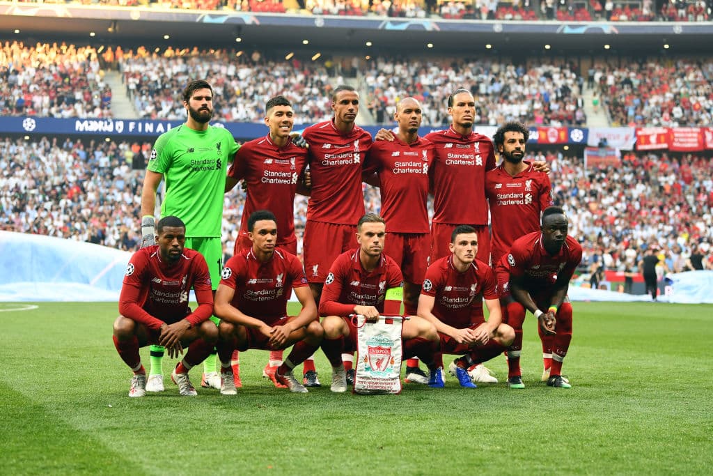 El once inicial del Liverpool buscaba una nueva conquista de la UEFA Champions League.