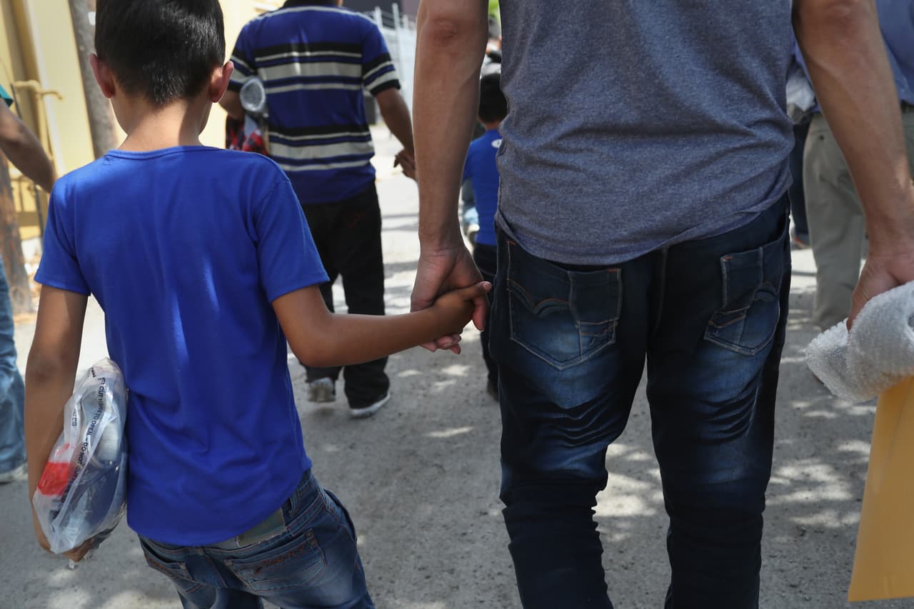 El grupo ofrece acompañar a los inmigrantes a sus audiencias en la corte.