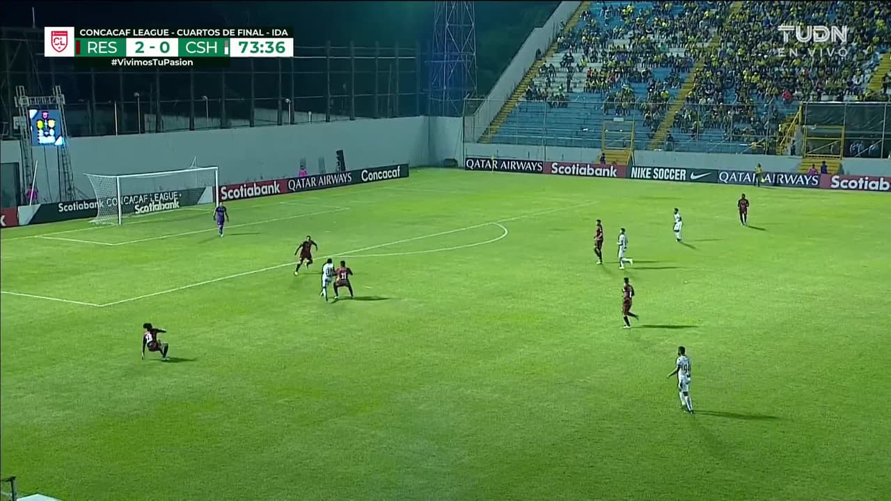 ¡GOOOL! Keysher Fuller anota para Herediano.