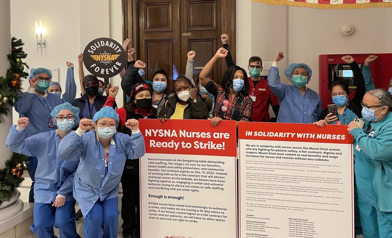 Fallan negociaciones: Van 7,000 enfermeras a huelga en hospitales de Nueva York