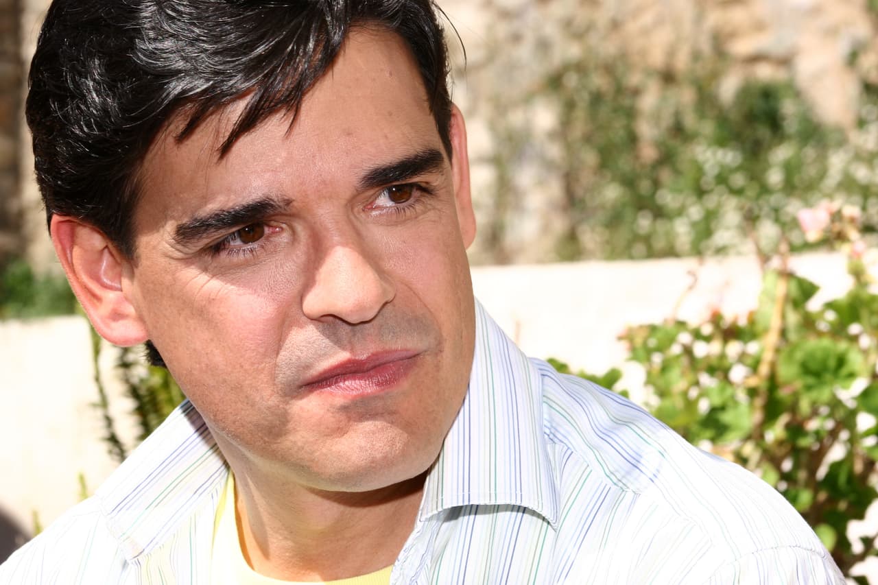 José Ángel LlamasPero algo cambió en su vida y desde el 2010 se retiró del mundo de espectáculo para dedicarse a la iglesia evangélica.