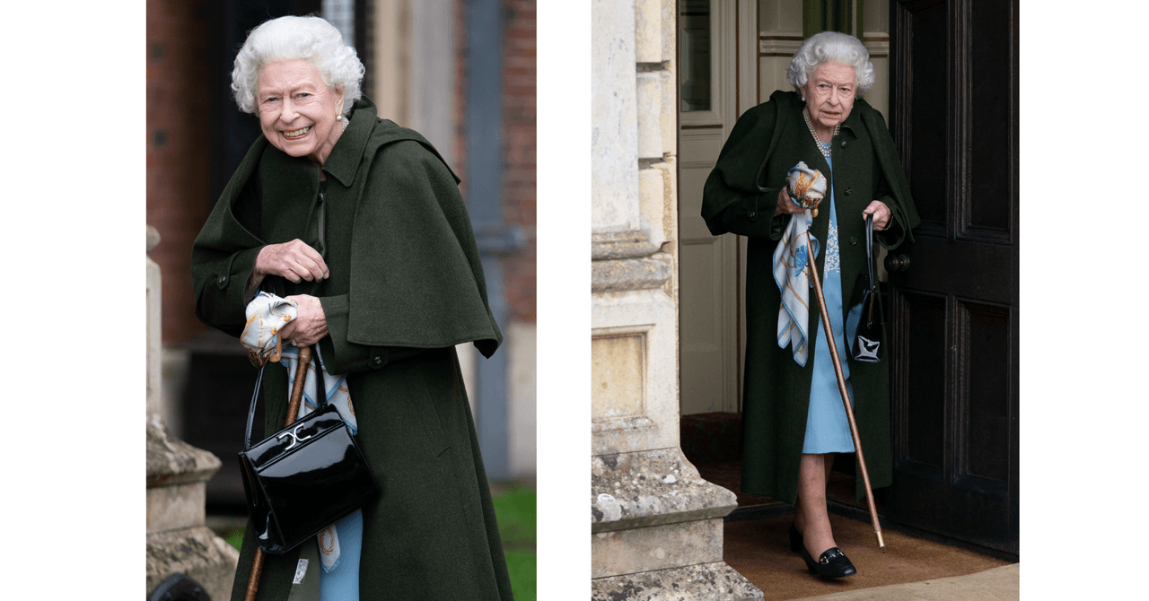 Reina Isabel II con bastón.