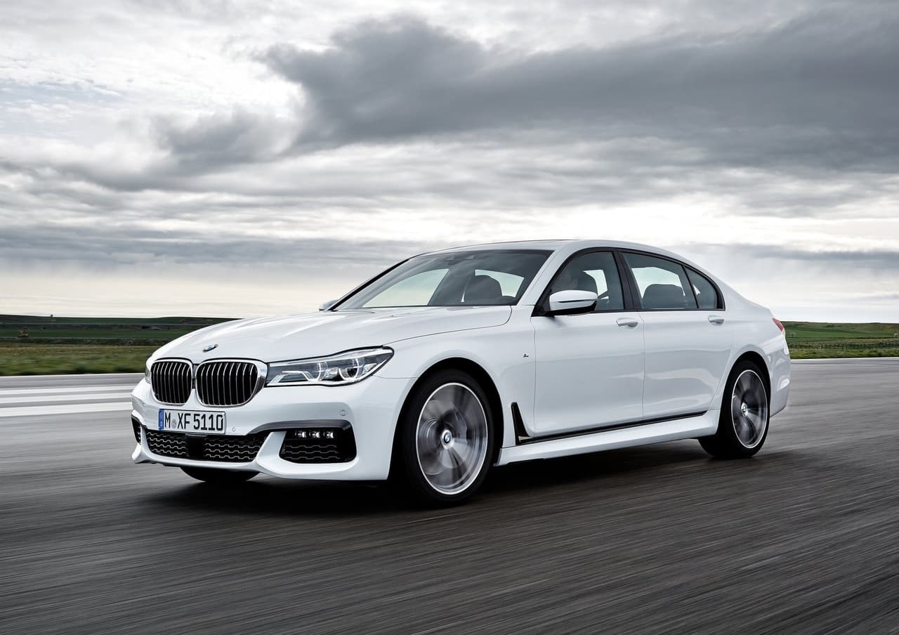 <h3 class="cms-H3-H3"><b>7 - BMW 7-Series</b></h3>