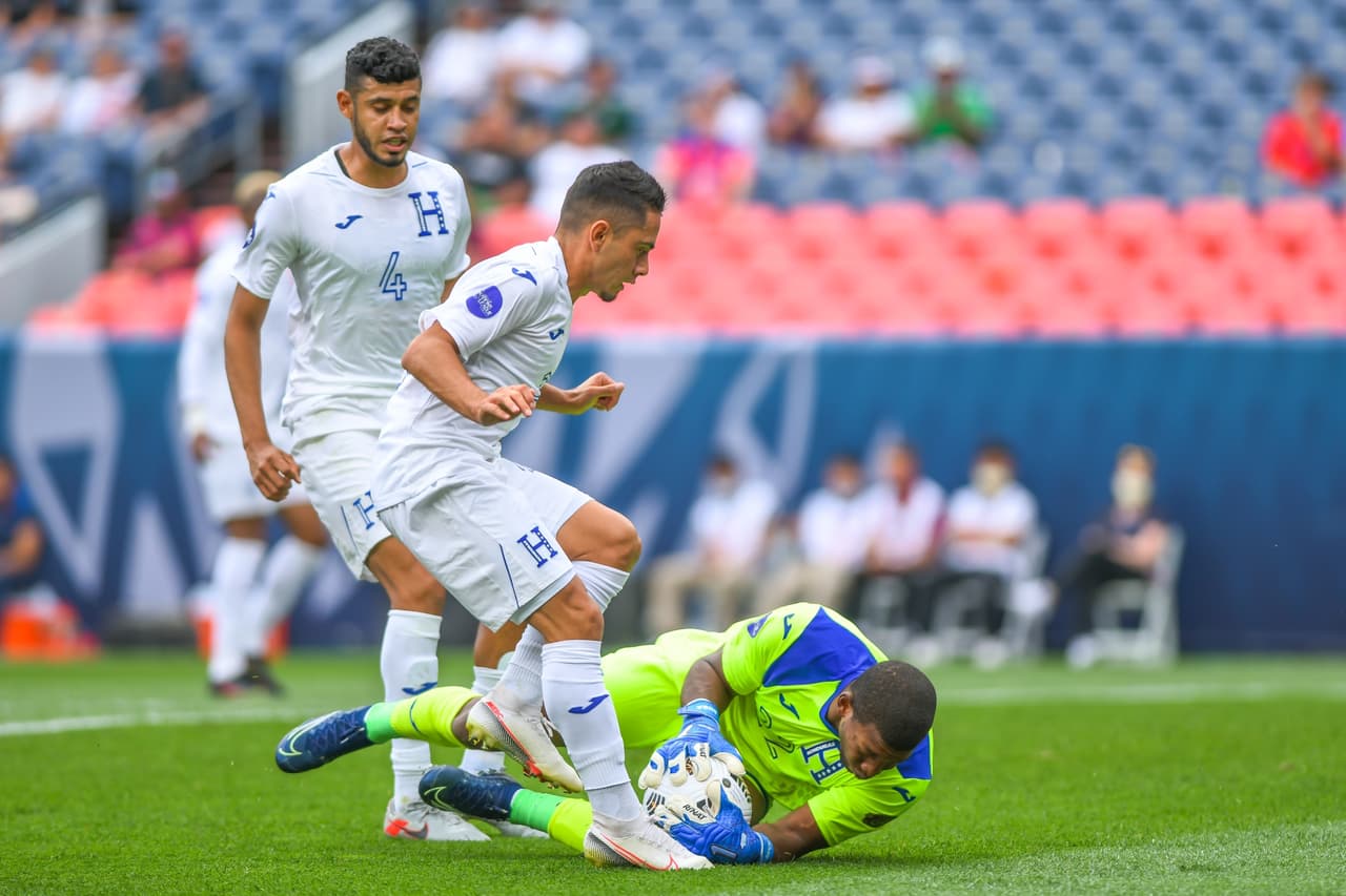 Honduras vino de atrás para derrotar en tanda de penaltis a Costa Rica y quedarse con el tercer lugar en la Nations League.