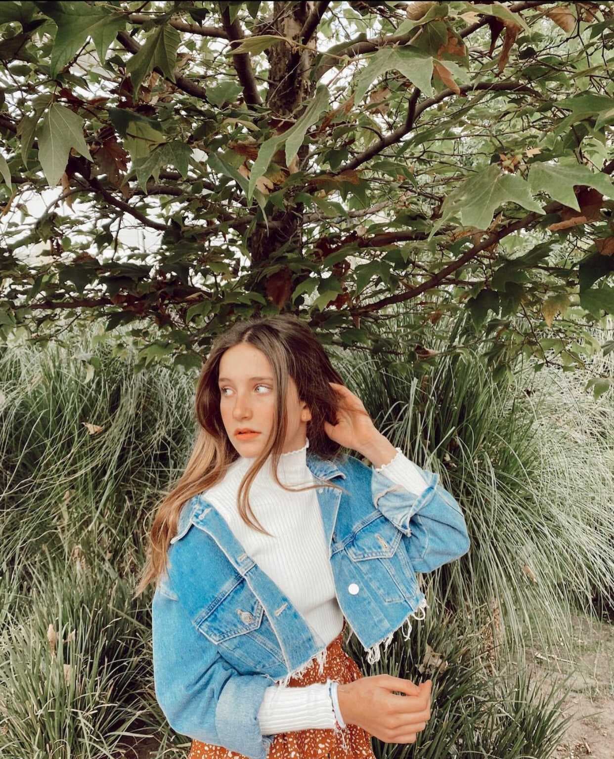 Este lunes 15 de octubre, se confirmó que 
<b><a href="https://peopleenespanol.com/telenovelas/hija-de-gabriel-soto-participara-en-telenovela-de-televisa-si-nos-dejan/" target="_blank">la incursión de Elissa Marie es en la telenovela 'Si nos dejan'</a></b>, que arrancó grabaciones con Alexis Ayala, Mayrín Villanueva y Marcus Ornellas. 
<br>