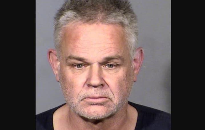 Se robó un auto "sin saber" que había una cabeza humana y ahora lo acusan de asesinato