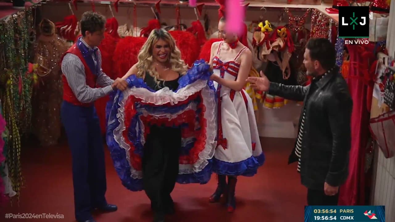 Un Amor VieJJOO en París | Wendy Guevara y Julián Gil viven un Amor en Rojo