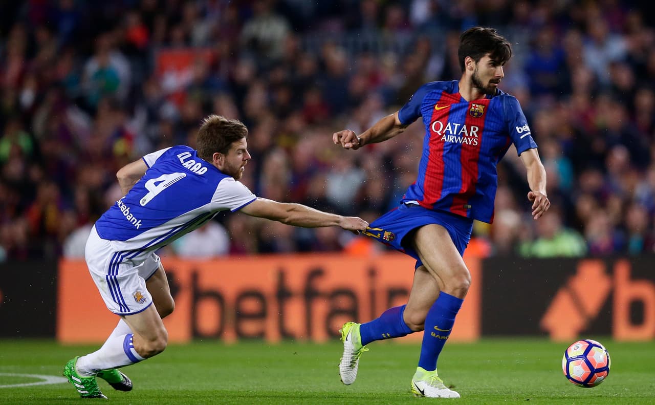 En cambio, un jugador cuya salida del Barcelona es casi fija es la del portugués Andre Gomes, que antes del cierre de fichajes podría recalar en Juventus.
