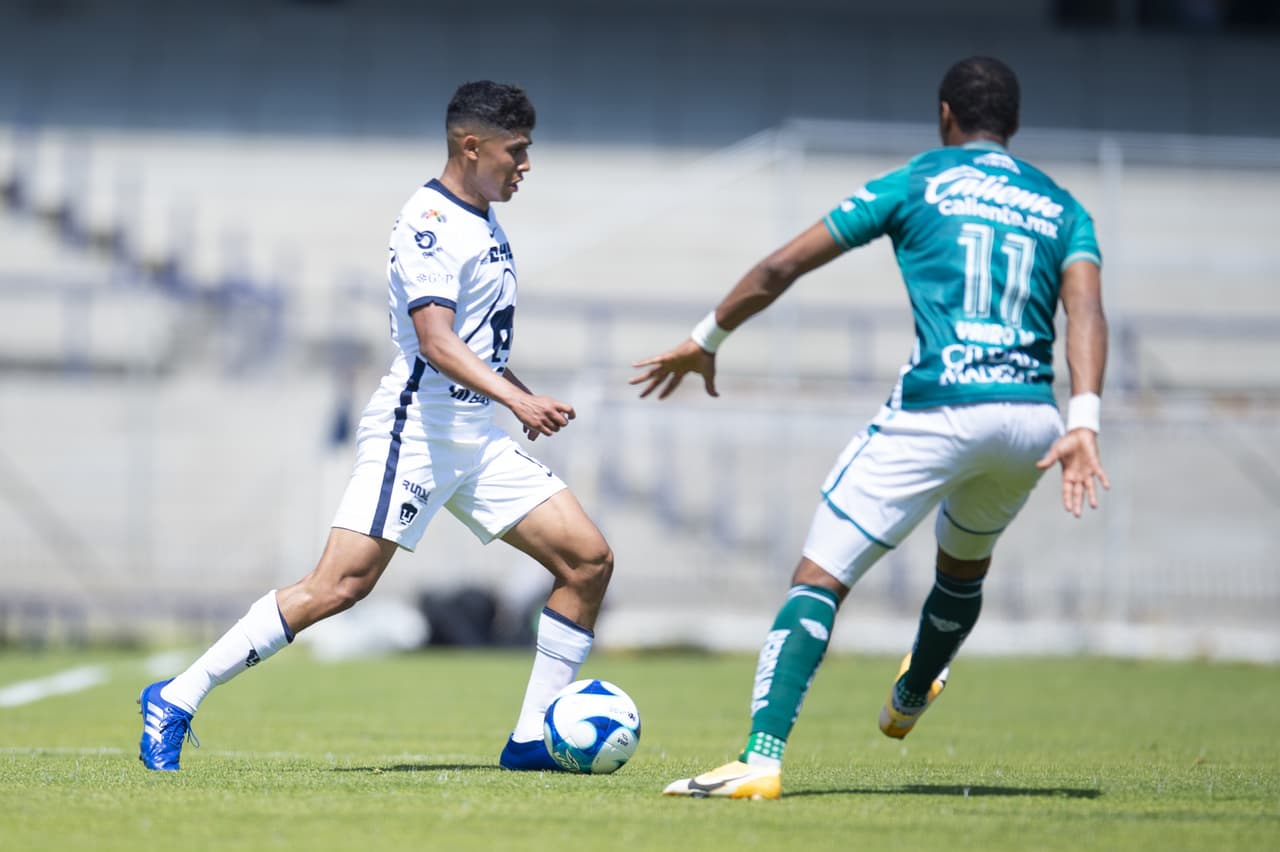 Ángel Mena tuvo que aparecer para que el León volviera a ganar y asegurara tres puntos que los ponen en la pelea por el repechaje de manera momentánea. Pumas hila cinco partidos sin poder ver la victoria, de los cuales cuatro han sido derrotas.