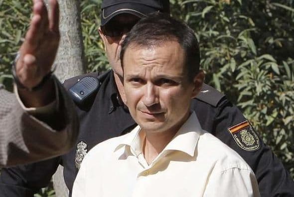 Las investigaciones del caso se han centrado en los huesos encontrados en los restos de una hoguera en la mencionada finca y que inicialmente una perito declaró que eran de animales, pero posteriormente diversos expertos rectificaron y determinaron que eran humanos y de niños.