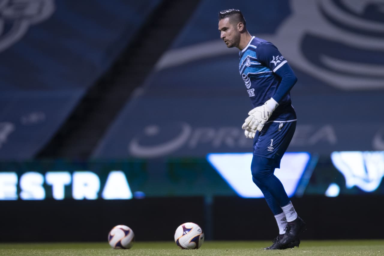 Puebla debuta a sus refuerzos contra Chivas, incluido Nicolás Larcamón.