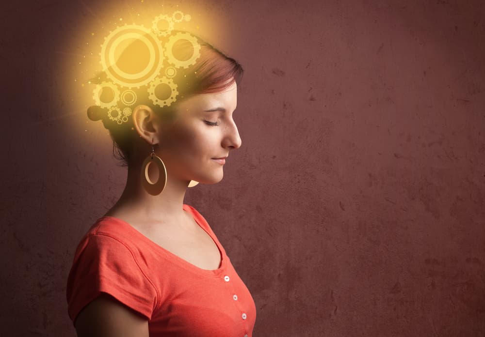 El plenilunio del 23 en tu signo traerá consigo sueños y revelaciones profundas que debes atender porque te indicarán qué hacer en ese momento crucial en el que te encuentras ahora. Tu actitud inteligente, agilidad mental y elocuencia serán la clave para solucionar cualquier dificultad que surja.