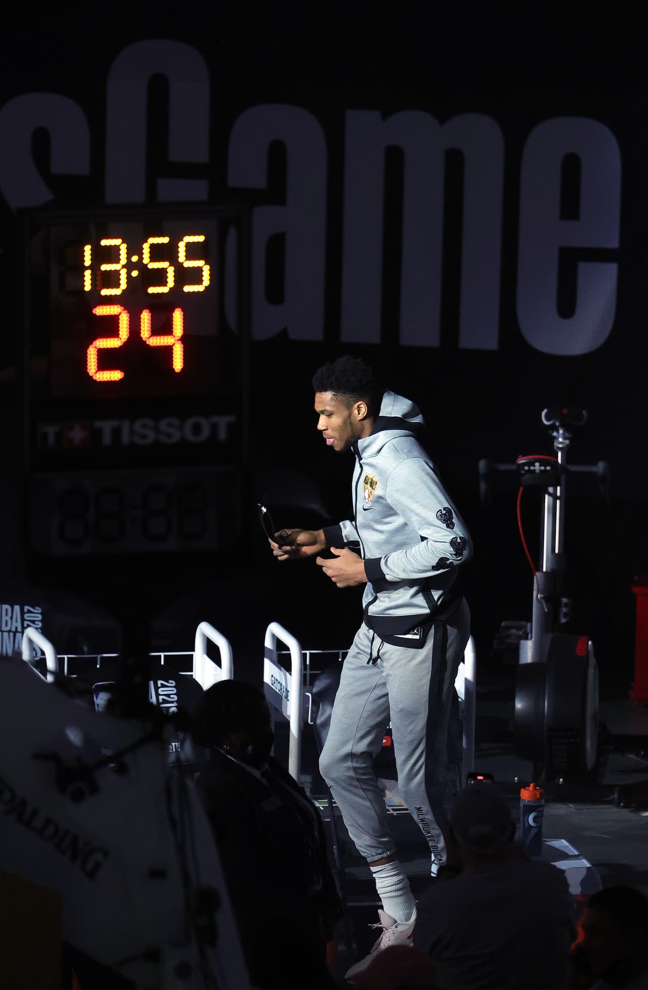 La presión sobre los hombros de Giannis Antetokoumpo podría pasarle factura o motivarlo hacia su primer anillo de campeonato de la NBA.