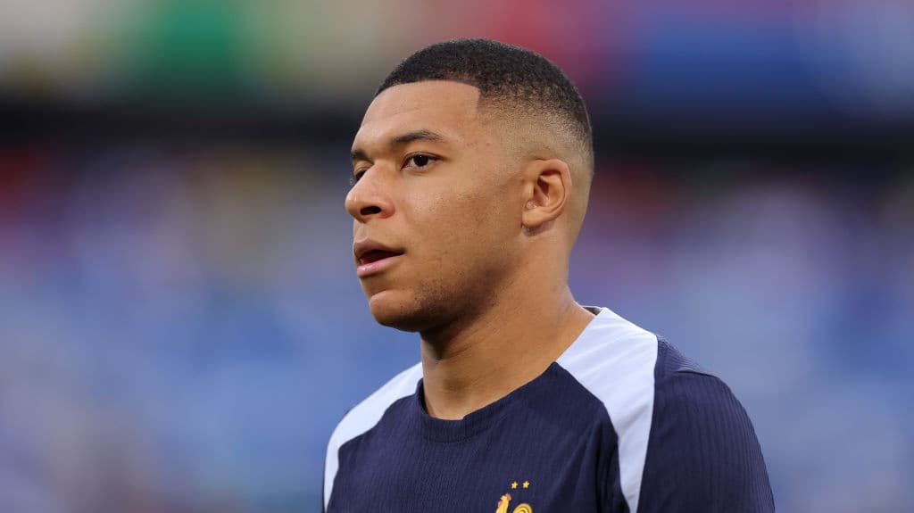 Kylian Mbappé lanza millonaria demanda contra el París Saint Germain