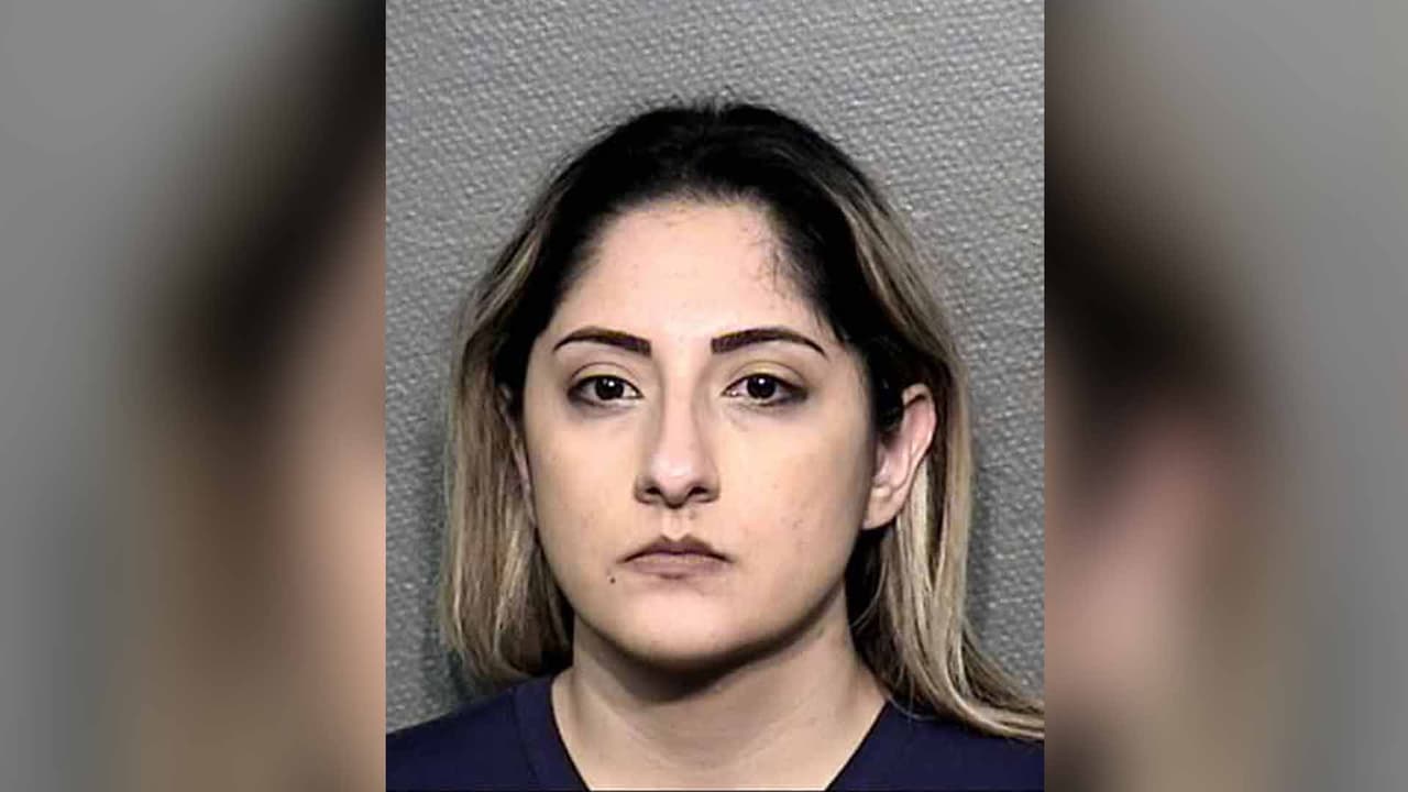 Alma Delia Martínez - Posesión de sustancias controladas con intento de distribución.