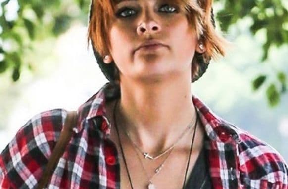 En 2013 la hija del astro del pop intentó quitarse la vida. La joven ingirió unas pastillas que le hicieron perder el conocimiento.