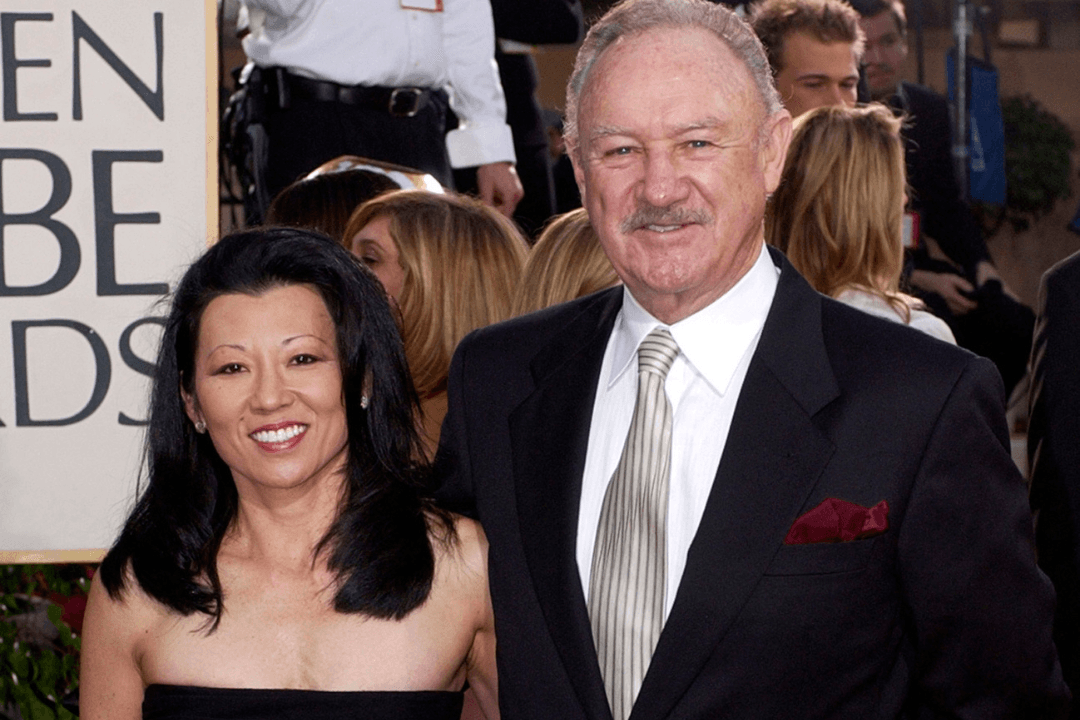 Gene Hackman y Betsy Arakawa - imagen de archivo.