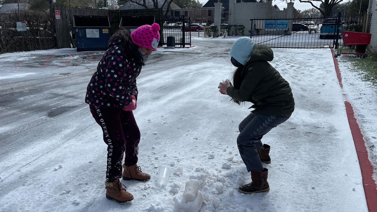 El recorrido que realizó Noticias 45 de vecindarios sin luz, incluyó el suroeste de Houston.
