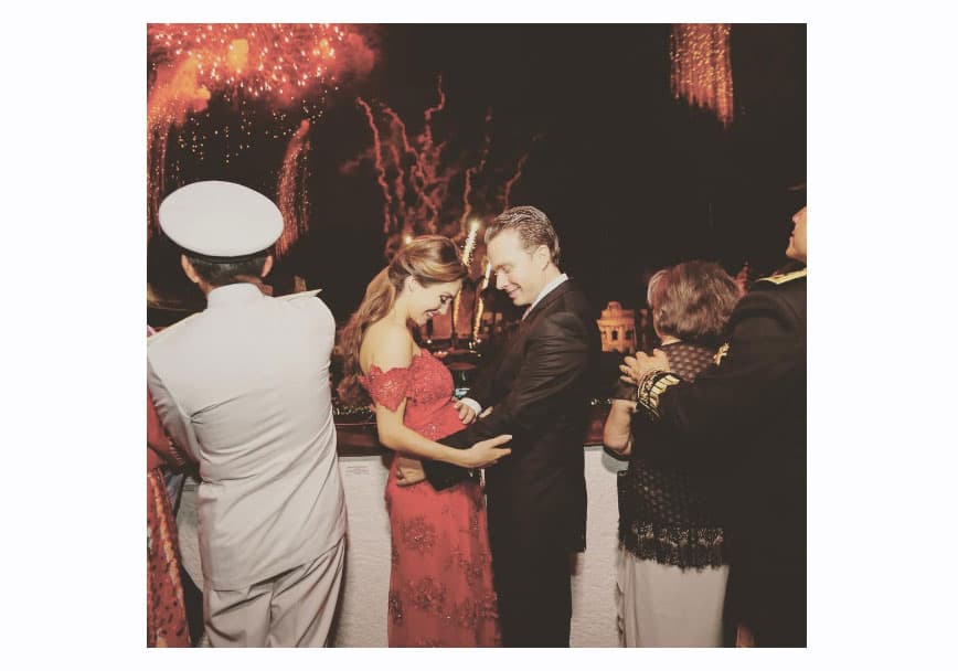 Este 2016 estuvo lleno de bendiciones para 
<b><a href="http://www.univision.com/temas/anahi">Anahí</a></b> y su esposo el Gobernador de Chiapas, 
<b>Manuel Velasco</b>.