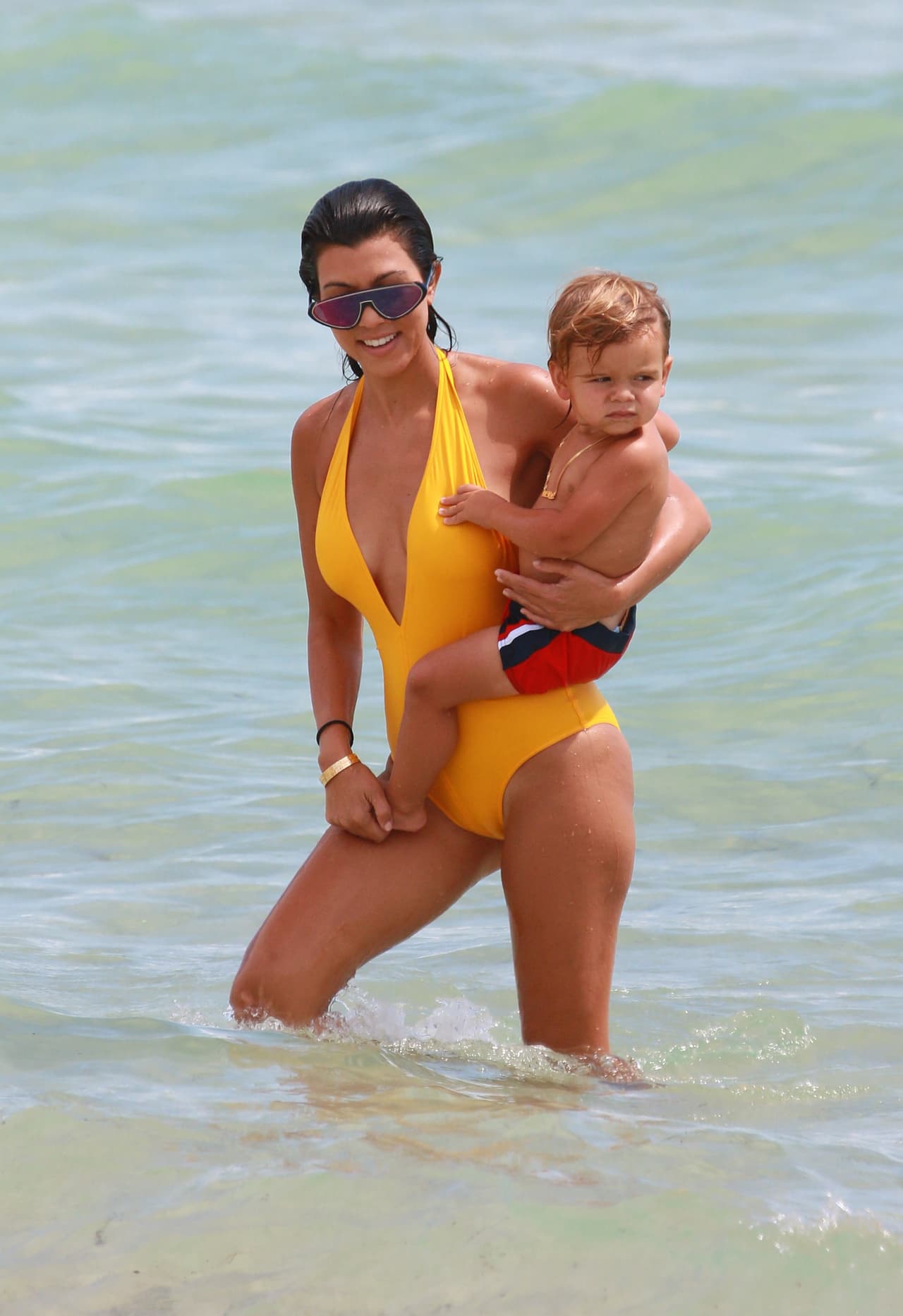 ¿Será acaso una nueva conquista de Kourtney o sólo un amiguito cercano?