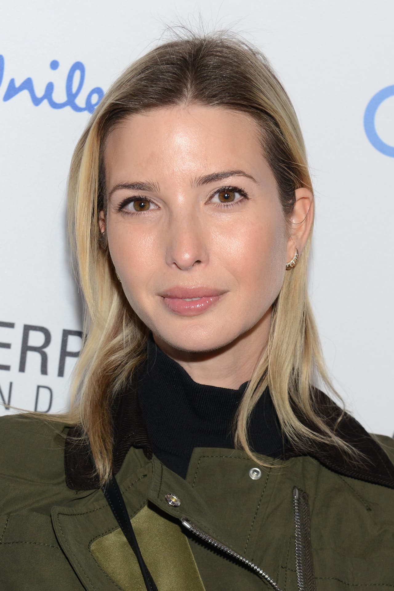 Así luce Ivanka Trump con sus ojos reales y su cara con poco maquillaje.