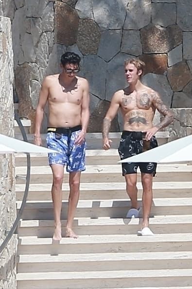 A Justin se le vio relajado y compartiendo grandes momentos con la que gente que lo rodeaba.