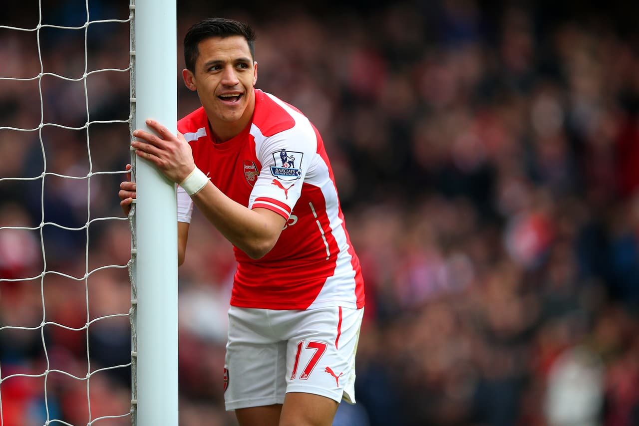 Alexis Sánchez le pidió al Arsenal fichar al 'Chicharito' Hernández