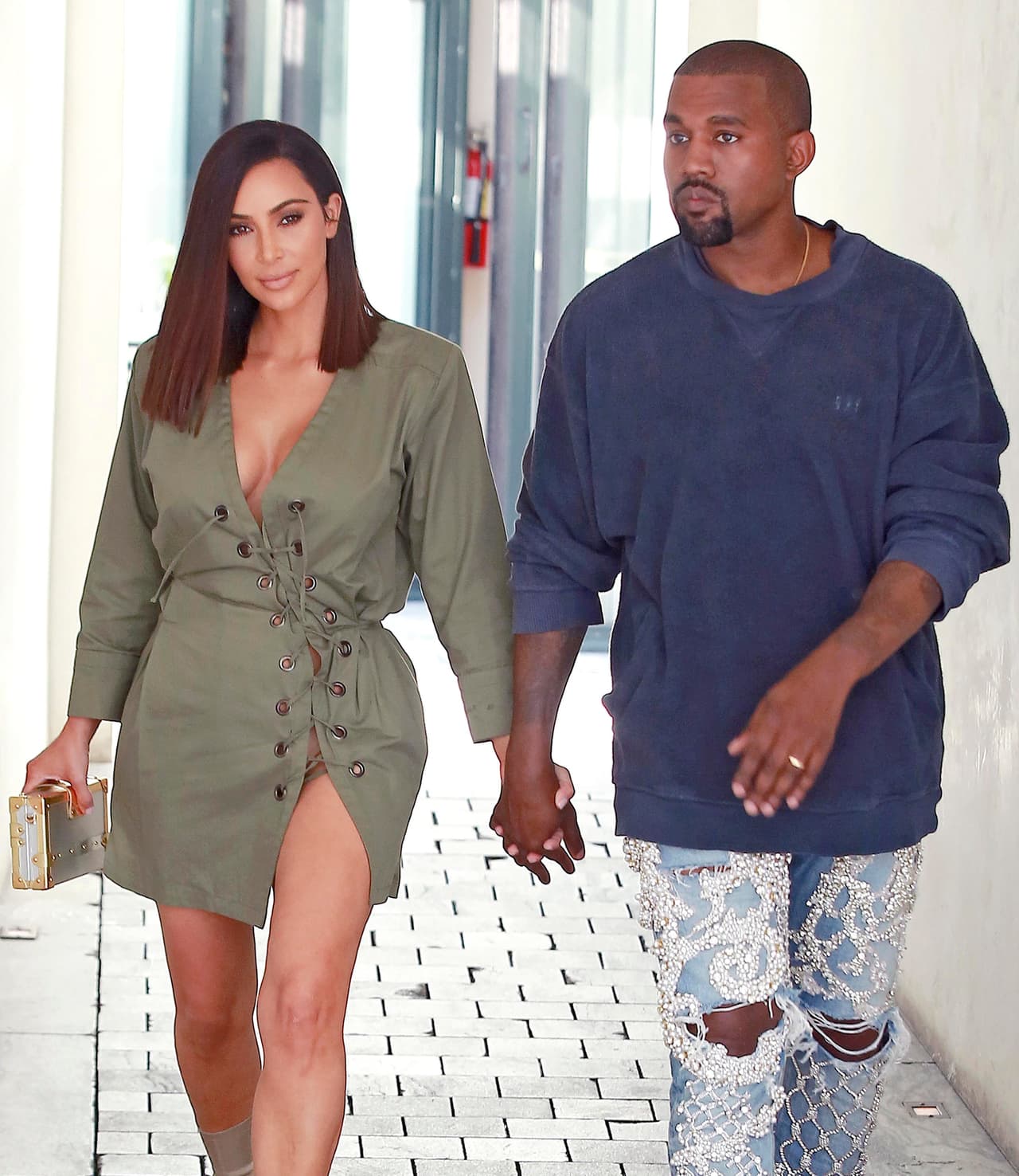 La Kardashian nos sorprendió con un nuevo look.