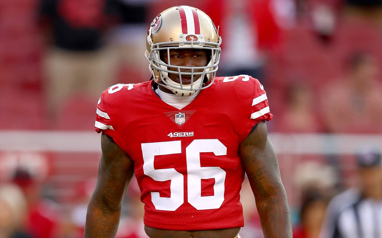 Reuben Foster fue contratado por Washington pese a ser colocado en la lista de exentos del comisionado de la NFL.