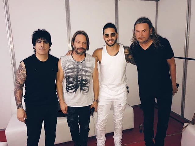 Los integrantes de Maná también optaron por realizar un cover compuesto por "El Divo de Juárez".