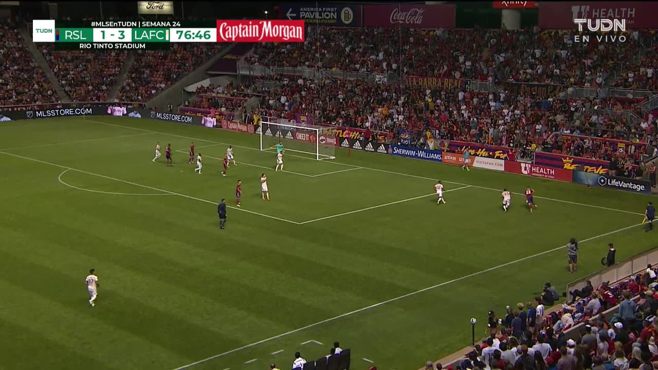 ¡TIRO ATAJADO! disparo por Andrew Brody.