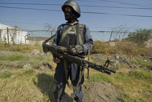 De manera inicial el gobierno del estado hizo llegar a los afectados colchonetas, víveres y agua además de brigadas de salud. Además de seguridad para evitar más violencia.