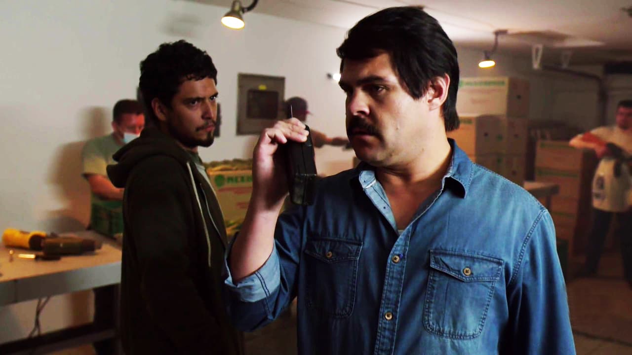 Para buena suerte de Guzmán Loera, sus hombres lo alertaron sobre la presencia de un comando especial que se dirigía para arrestarlo.