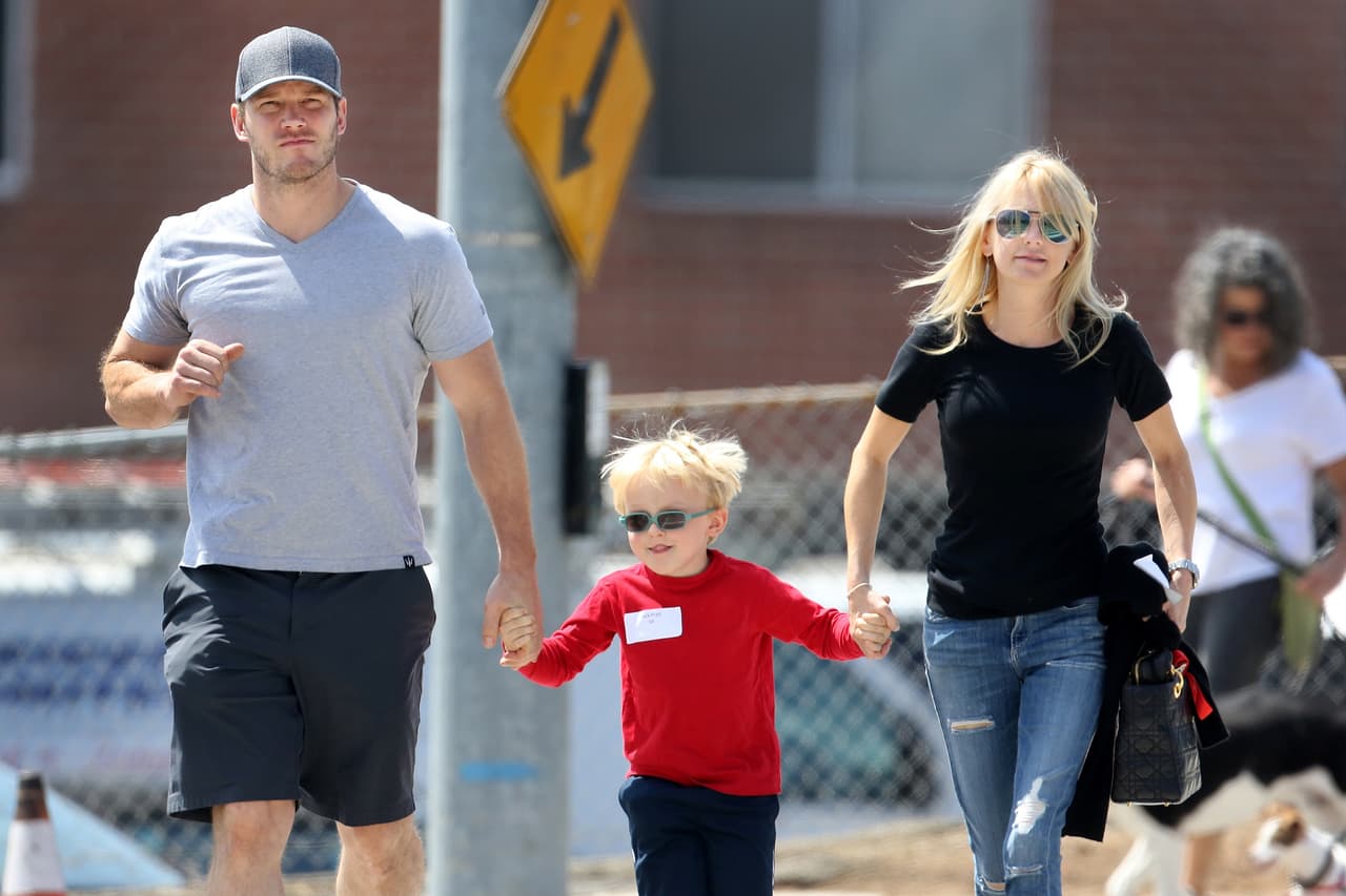 "He estado casada dos veces, pero mis dos matrimonios fueron con actores y no creo que hicimos un gran trabajo para eliminar la competitividad", reconoció la actriz de 44 años. 
<br>